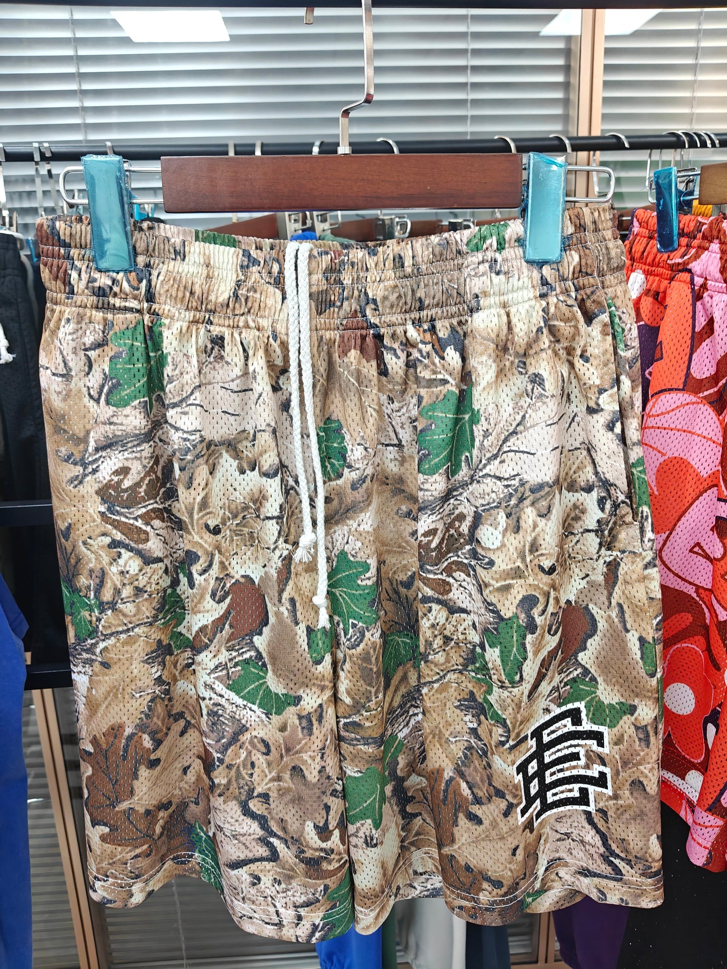Eric Emanuel EE Basic Short Tan/Leafy Camo